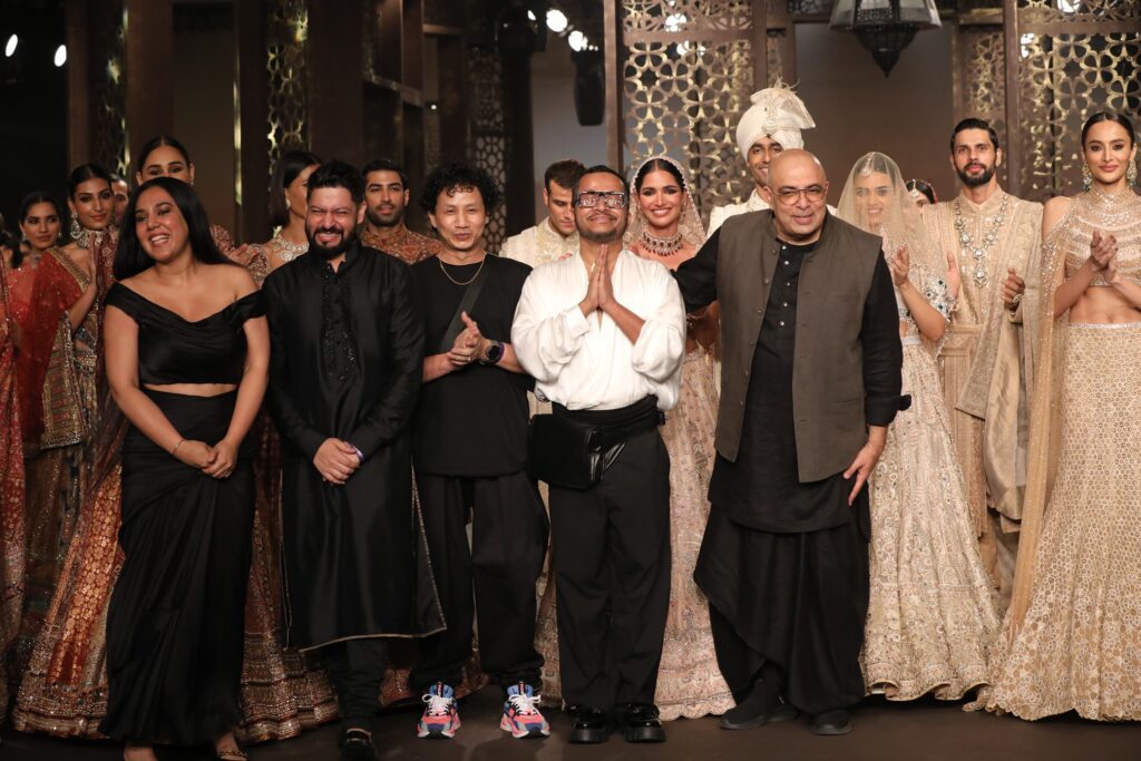 Arun Tahiliani attending the FDCI Hyundai India