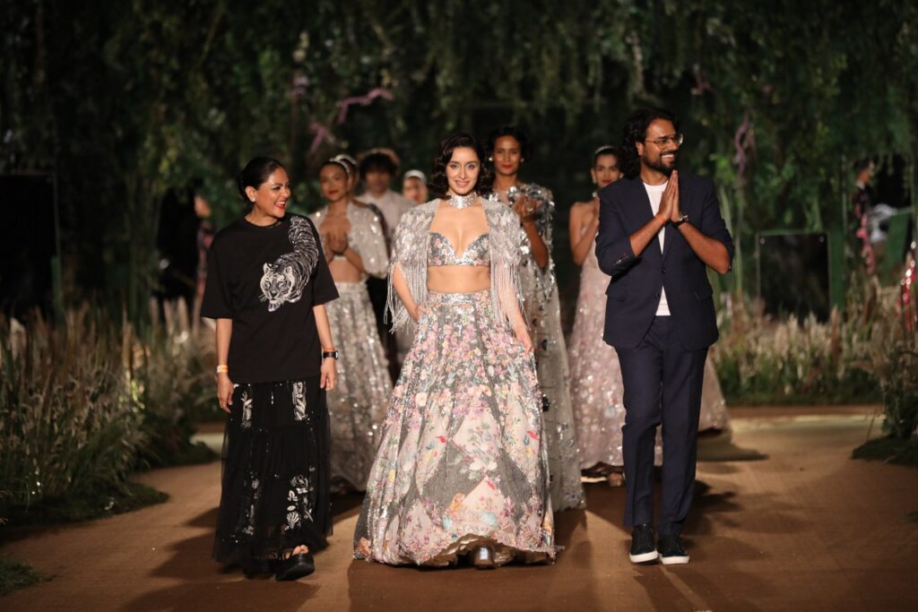 Shraddha Kapoor Sets the Ramp Ablaze in Rahul Mishra