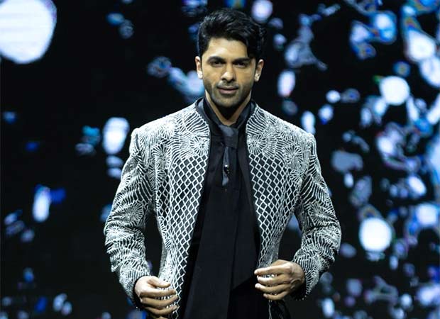 Exclusive: Taha Shah Badussha walks the ramp in Delhi for a noble cause; supports vaccination drive against cervical cancer : Bollywood News