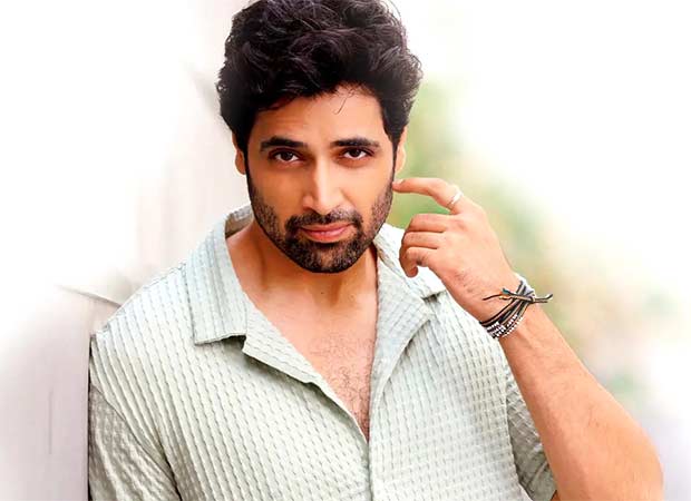 Adivi Sesh recalls a special Diwali amid busy shoot; says, “I put up 200 diyas all over the house just on my own” 200 : Bollywood News