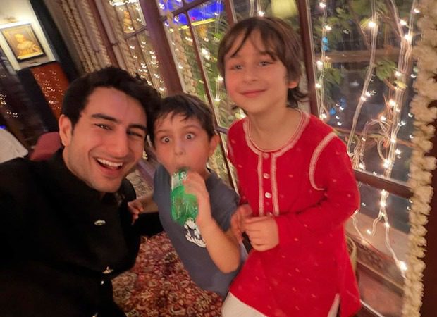 Ibrahim Ali Khan’s “Teeno Bhai Teeno Tabahi” post with brothers Taimur and Jeh steals Diwali spotlight : Bollywood News