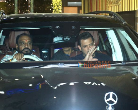 Photos: Salman Khan snapped at Kalina airport | Parties & Events